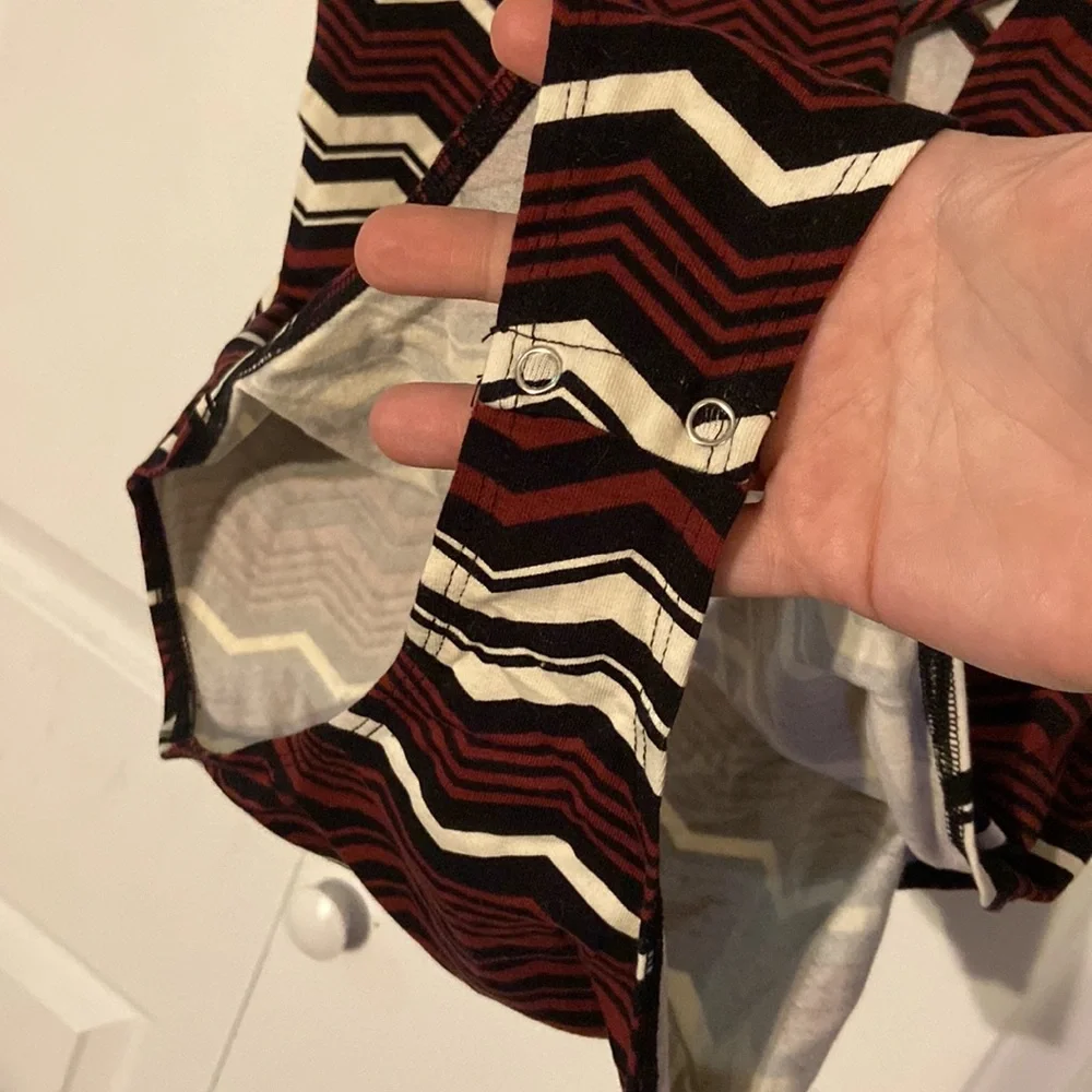 NWOT printed bodysuit - Picture 4 of 4